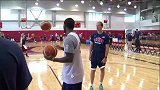 篮球-14年-美国男篮训练营DAY4：成为上篮大师！欧文训练营亲身演绎上篮技巧-专题