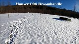 二战著名的毛瑟C96手枪，习惯叫它“驳壳枪”雪地里射击实测