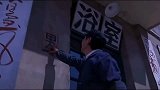 一群人，连一个戴草帽的都没抓住