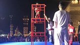 11岁挑战四张桌子。
