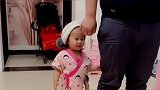 论偷吃就服这个宝宝，眼前一幕，不接受任何反驳