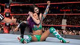 WWE-17年-RAW第1283期：女子三对三组队赛 解脱小队VS班克斯&米琪&贝莉-单场