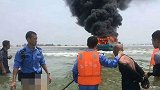 男子盗船后点燃煤气罐放火烧船 民警从火海中救出嫌犯
