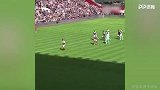 利物浦二门昔日奔袭全场破门 原来门将还能当前锋踢