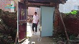 夫妻出差让婆婆看孩子，没想她却趁孩子睡着去打牌，夫妻回家怒了