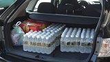 后备箱装几箱饮料被罚款，车主：是后备箱不能用？还是饮料违法了