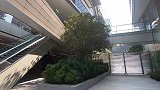 深圳湾1号，顶级豪宅，20万一平，可为何楼下商业街没几个人？