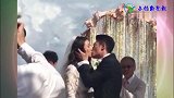 林心如度直言羡慕别人穿泳装，海边秀玉背美腿，网友呼叫霍建华