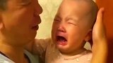 萌宝：爷爷摸我头了，那指定撞上门了，先哭再说！