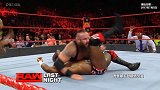 WWE-17年-205Live第32期：内维尔怒斥泰特斯 对其指出两条路供选择-花絮