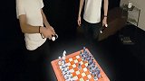 全球首款多人互动全息投影桌，支持多角度观看，未来走进现实
