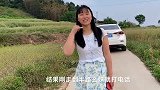 这女婿真孝顺，一有好东西就往老丈人家拿，对老丈人如亲爸！