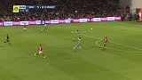 下半场补时第1分钟尼姆球员西奥布射门