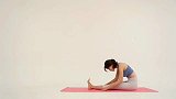 美女瑜伽老师亲自展示怎么练瑜伽，坚持下去，效果不要太好