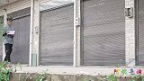 小伙考上大学，邻居阿姨给他20000学费，7年后小伙回来报恩