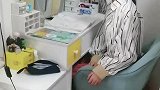 妈妈想花钱让女儿帮忙打扫卫生，女儿知道后钱都不要了
