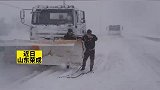 荣成好运角居民雪天自发组织义务救援车队，雪中显真情！