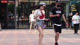 三里屯街拍，夏天来了，北京街头小姐姐怎样穿搭？