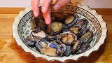 鲍鱼这样做真好吃，煮上12个都不够吃，鲜美弹牙，越吃越过瘾
