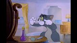 猫和老鼠：汤姆看见美女猫，变成一只恶狼
