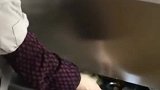 人工智能打饭机，效率高，还省事！
