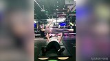 真是各有千秋啊！男女搭配健身和一个美女健身