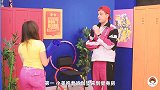 美女为了将零食偷偷带进健身房，竟将食物藏在“安全区”，厉害了