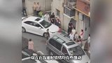停个车，要赔14.9万？女子争执车位时摔倒身亡，最新进展
