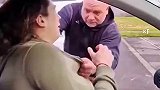 不怕对手就怕坑队友，怎么停下了