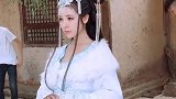 这个姑娘火了，仙女下凡的感觉，她一笑我就心动了！