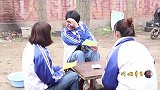 童年短剧：小伙伴玩“抽纸表演动物”，傻妞表演大老虎，真好玩
