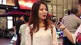 男朋友有压力的时候你是怎么帮他减压的？美女害羞一笑，脸都红了