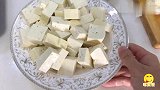 冬天吃白菜粉条炖豆腐的新做法，简单一招，豆腐不散，鲜味提高！