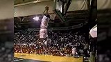 篮球-17年-恐怖组合！詹姆斯保罗2003麦当劳赛联手虐惨对手-专题