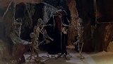 女神王祖贤也太漂亮了！可是这配音也太逗了！一口的河南腔！