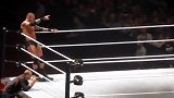 WWE-15年-以牙还牙！现场秀罗林斯RKO攻击奥顿险压制-花絮