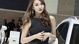 极品车模美女，身材高挑五官精致！