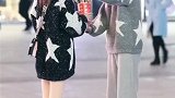 都说男朋友是三天不打上房揭瓦，小黄这是飘了吧？