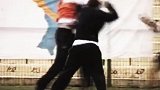 特维斯曾向队友挥拳——国际足坛队友冲突视频集锦(2)