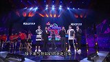 竞走冠军刘虹现身，钱枫夸张展示竞走动作，扭得跟蛇一样