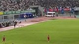 现场实拍苏超球员1v6破门 网友：国足球员可以进这种球吗？