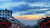 夏日傍晚：你走后的天还那么蓝，可我在景观桥上再也等不到你