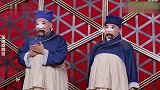 郭德纲一时兴起开嗓京剧，即兴唱麒派小曲，一旁的陈佩斯秒变迷弟