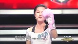 18岁少女光脚上节目，一说是打泰拳的，男观众都得吓一跳！