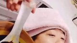 男子发高烧不肯吃药，被老婆强行灌药