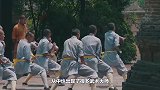 又一个少林武僧，穿僧袍戴佛珠登上擂台，对战泰拳王打得头破血流