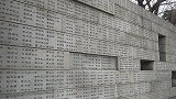 南京大屠杀遇难者名单墙开始描新：10664个名字他们写了3年