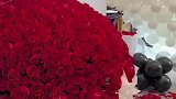 结婚七周年纪念日，二胎宝妈收到老公送的999朵玫瑰