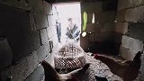杨紫一脚一个踢鸡出圈，张艺兴偷蛋逃之夭夭，克服恐惧振臂呐喊