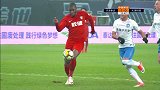 莫德斯特停球失误!权健难得单刀球被他低级失误浪费